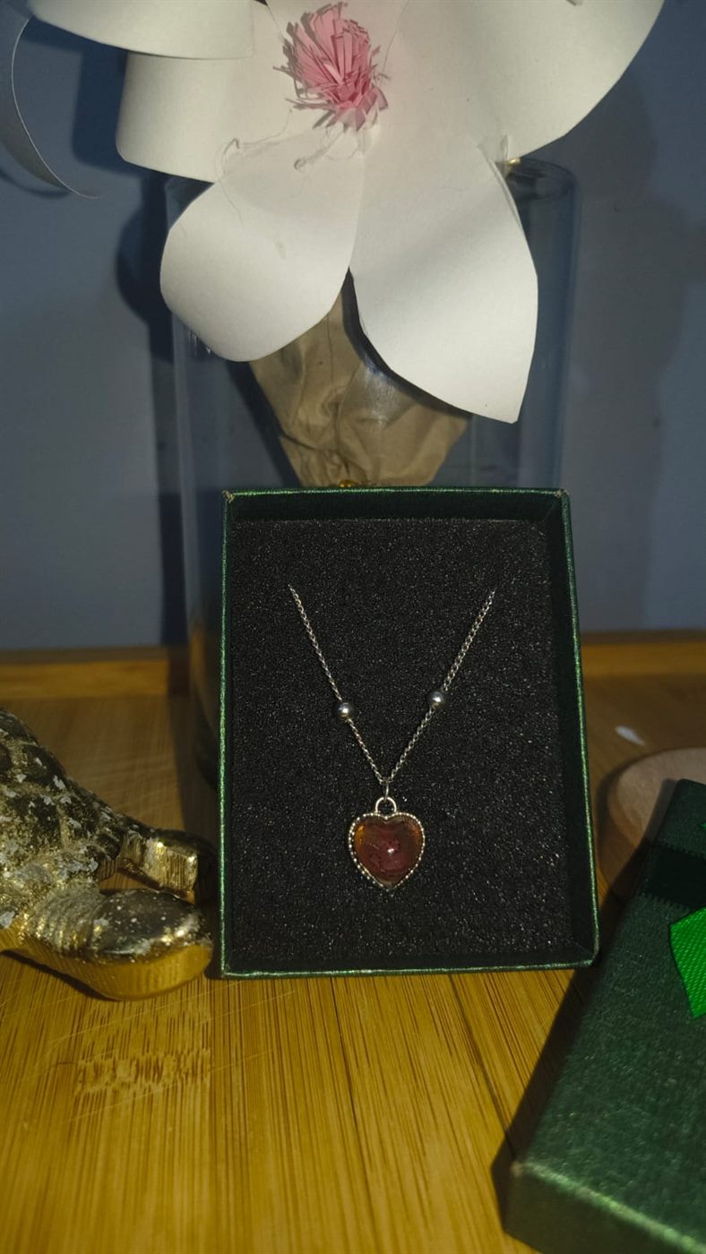 Collar de los Sentimientos — Corazón que Cambia de Color 4
