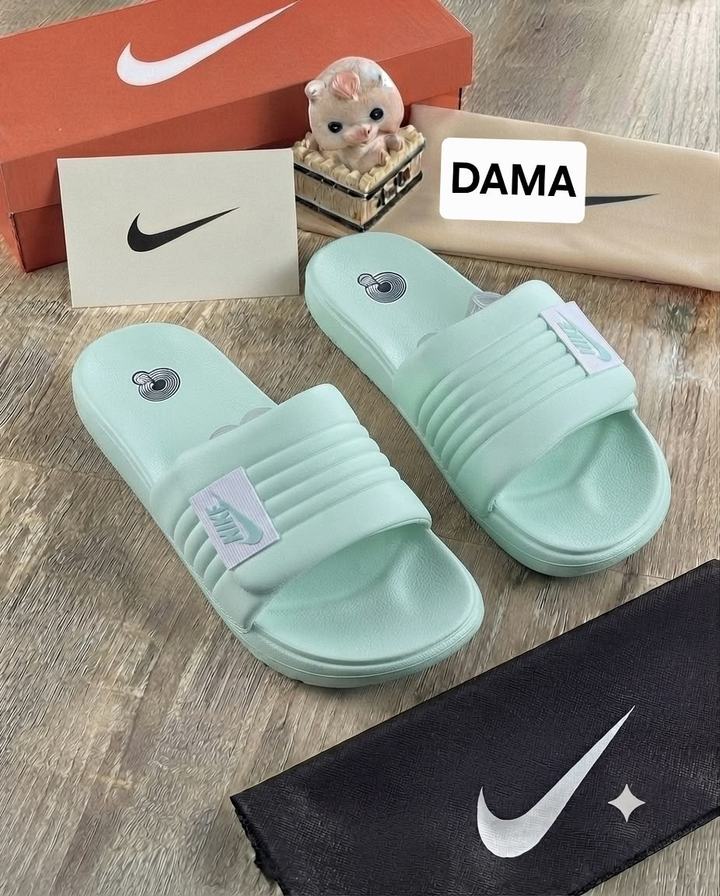 Nike Chancla — foto 1