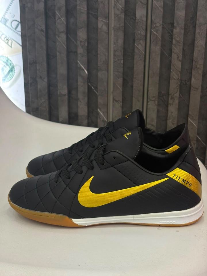 Negro · Dorado