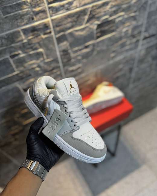 Air Jordan 1 Low SE — foto 1