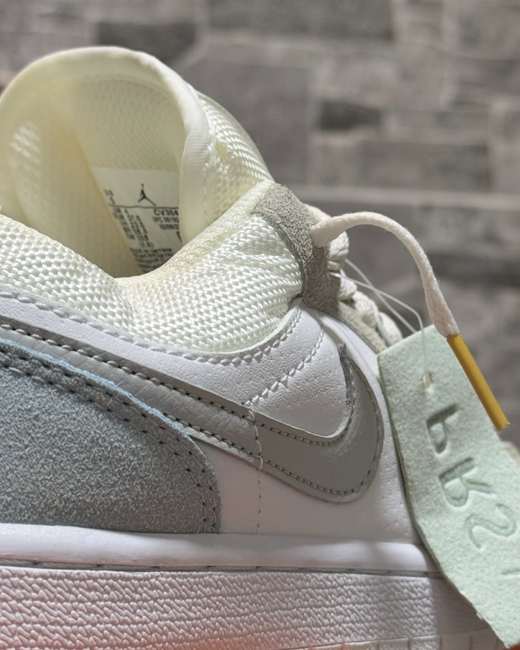 Air Jordan 1 Low SE — foto 4