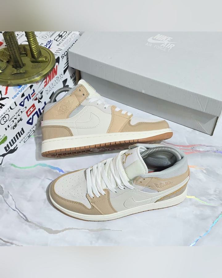 Beige · Blanco