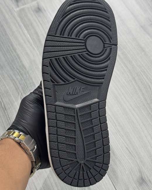 Air Jordan 1 Low — foto 4