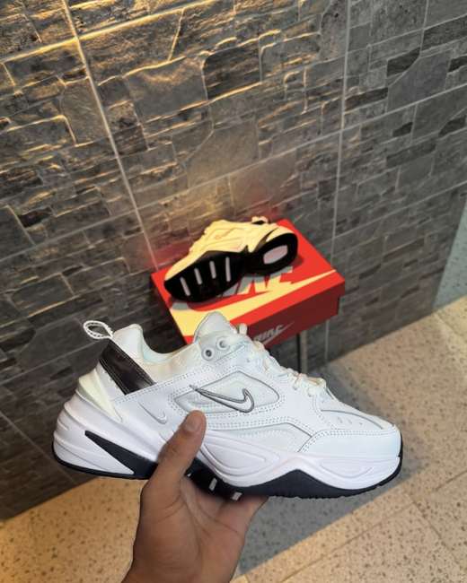 Nike M2K Tekno — foto 2