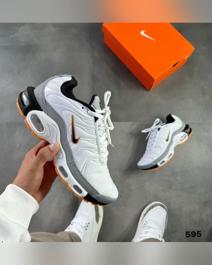 Nike Air Max Plus TN — foto 1